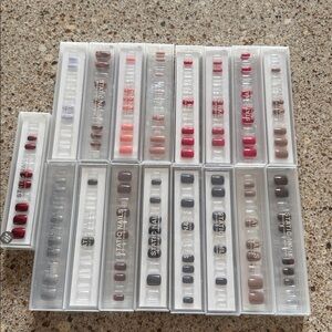 17 Static Nails - extra nails!